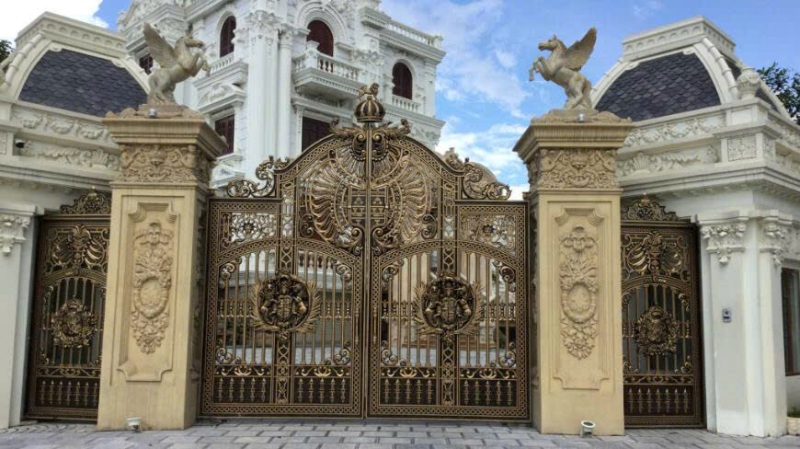 cửa nhôm đúc