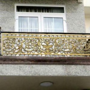 Ban công nhôm đúc HT 31